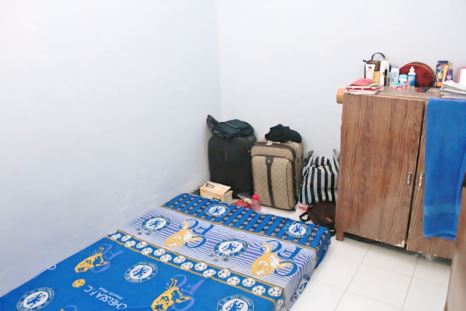 Kamar 2 Kost Bu Ayu